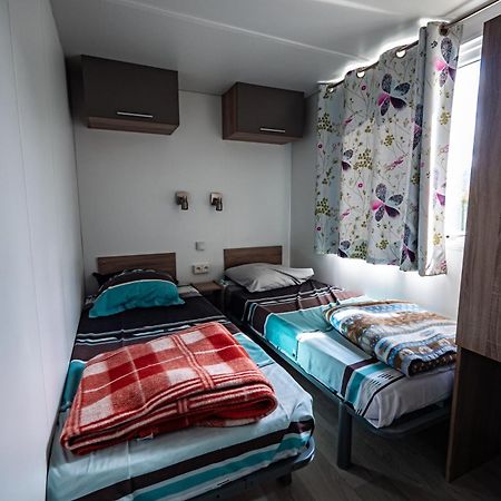 Camping Ecovillage Soleil Du Pibeste Agos-Vidalos ภายนอก รูปภาพ