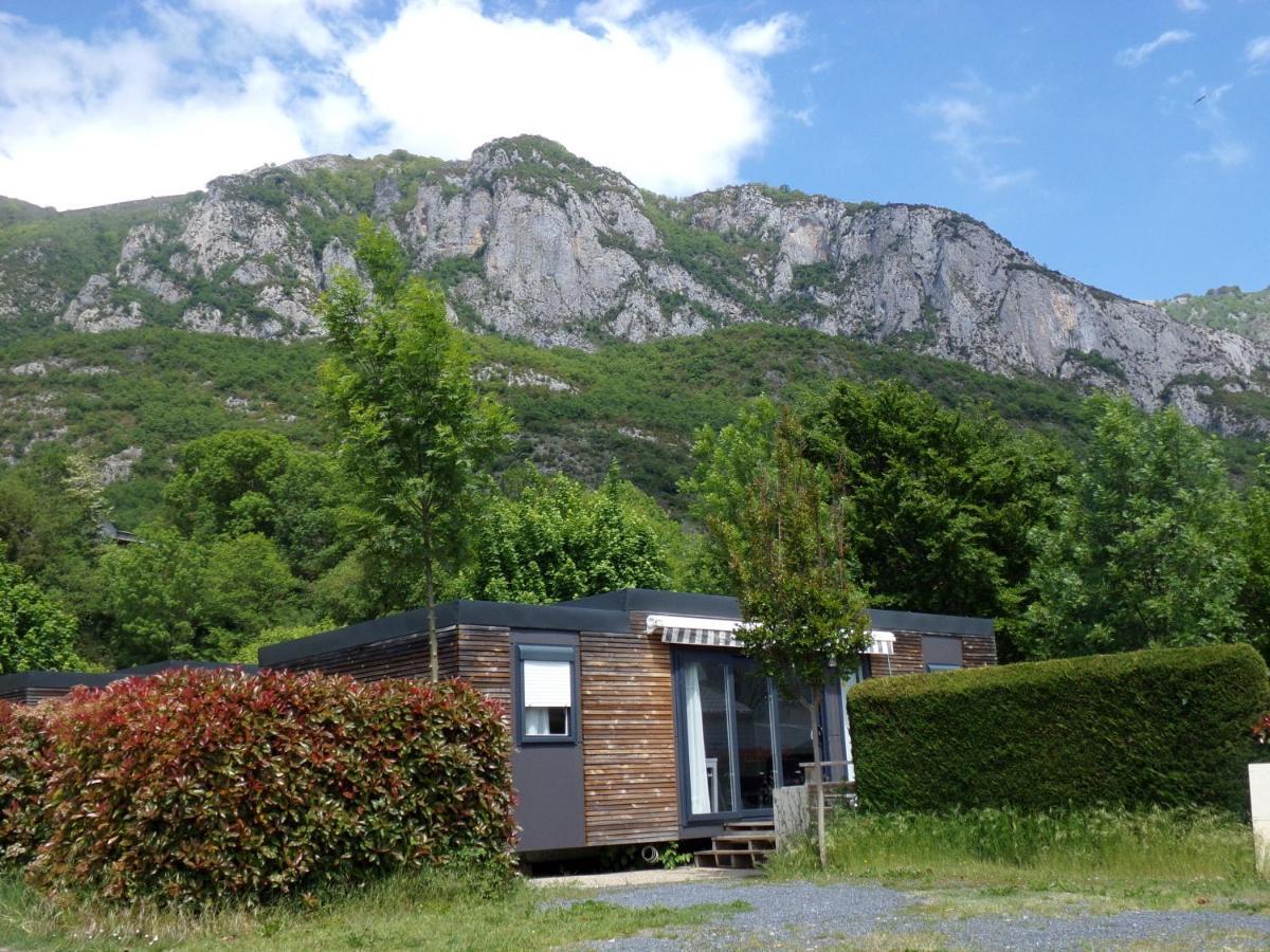 Camping Ecovillage Soleil Du Pibeste Agos-Vidalos ภายนอก รูปภาพ