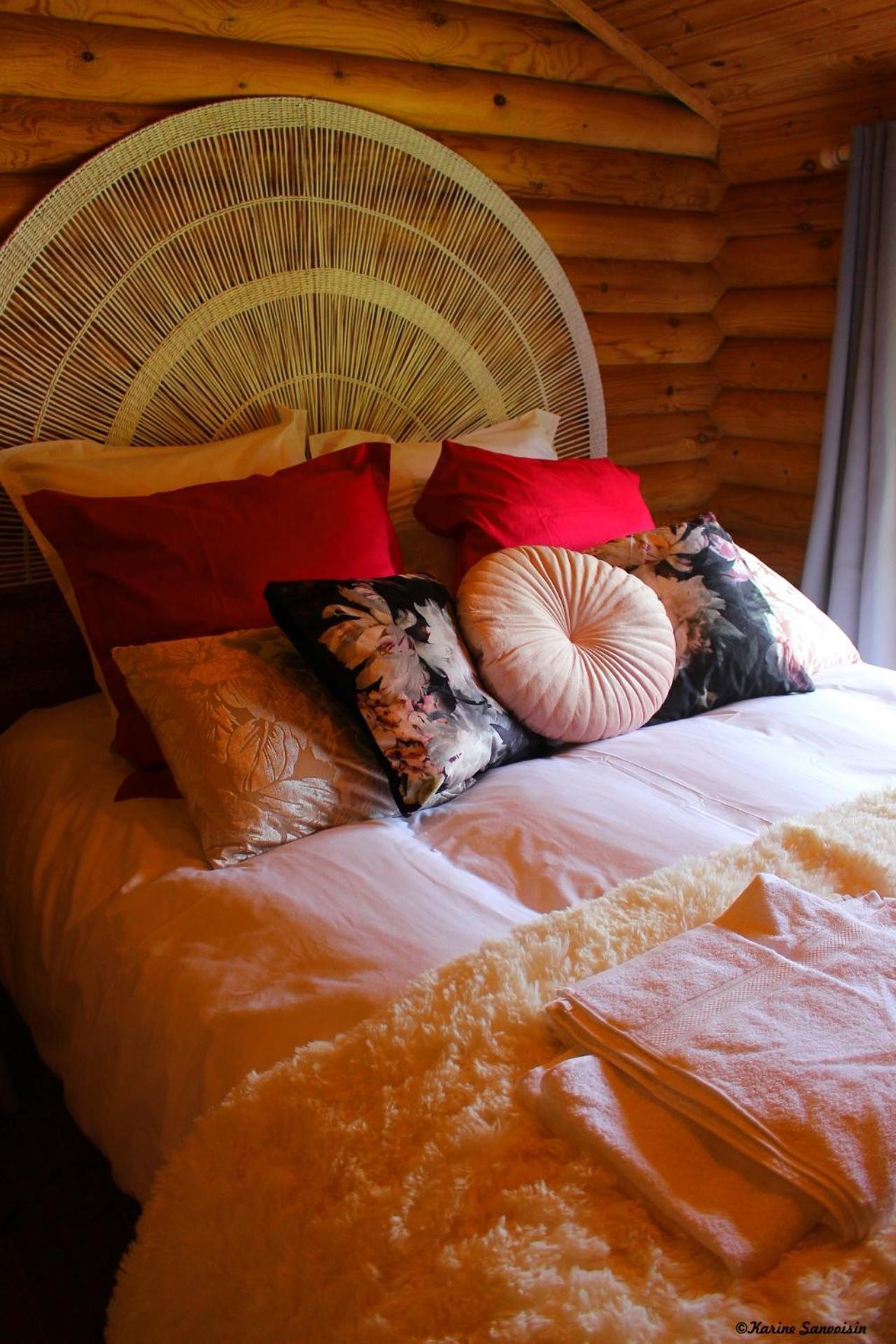 Camping Ecovillage Soleil Du Pibeste Agos-Vidalos ภายนอก รูปภาพ