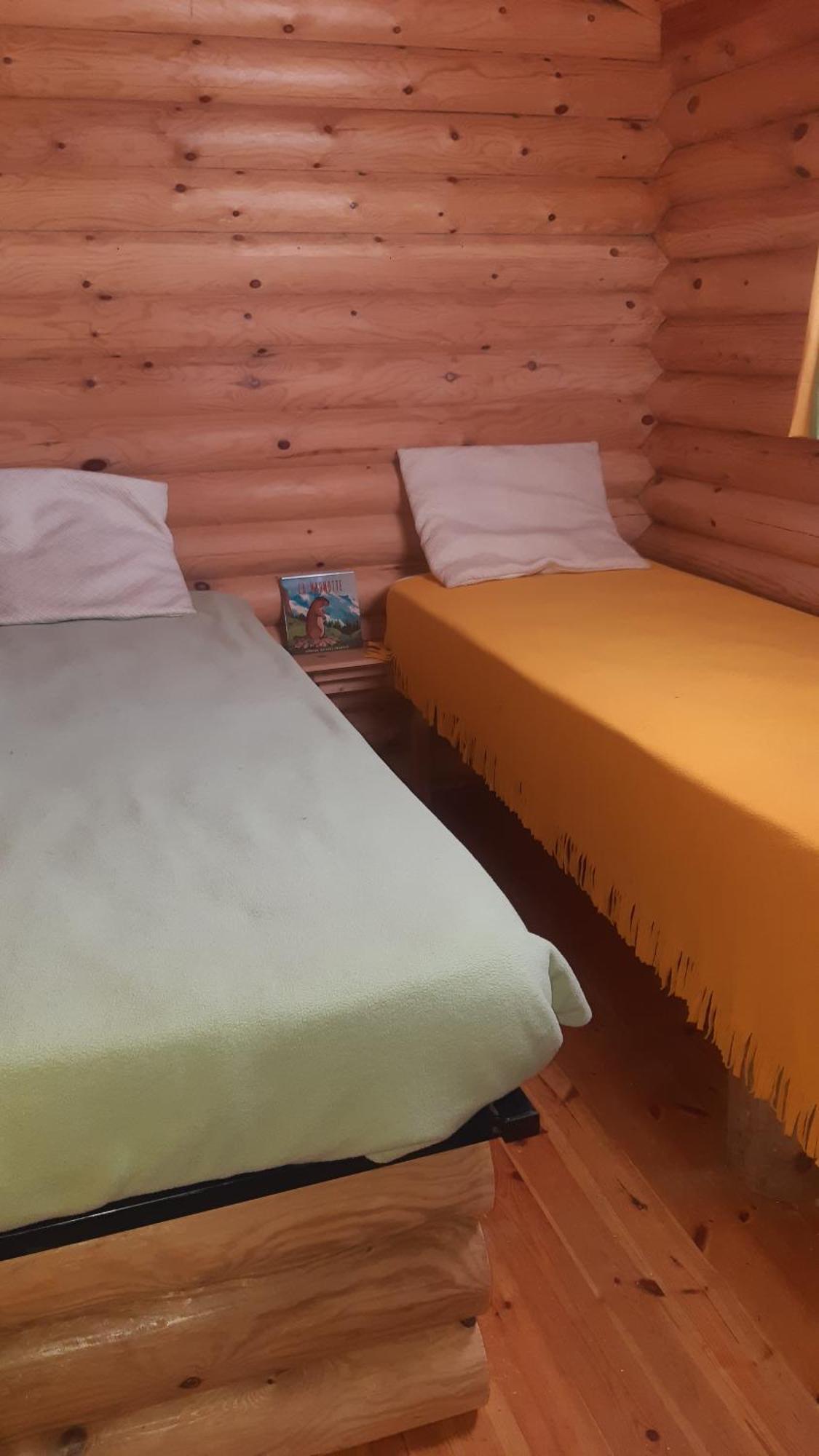 Camping Ecovillage Soleil Du Pibeste Agos-Vidalos ภายนอก รูปภาพ